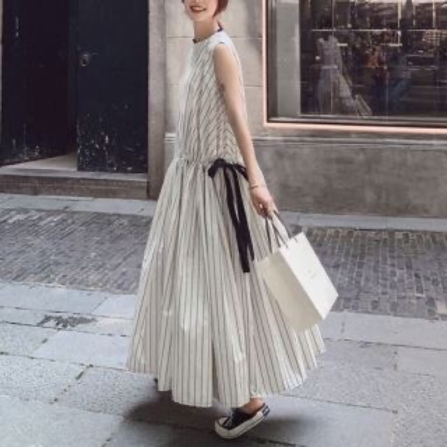 Giảm 30% Đầm dáng xoè chất Linen