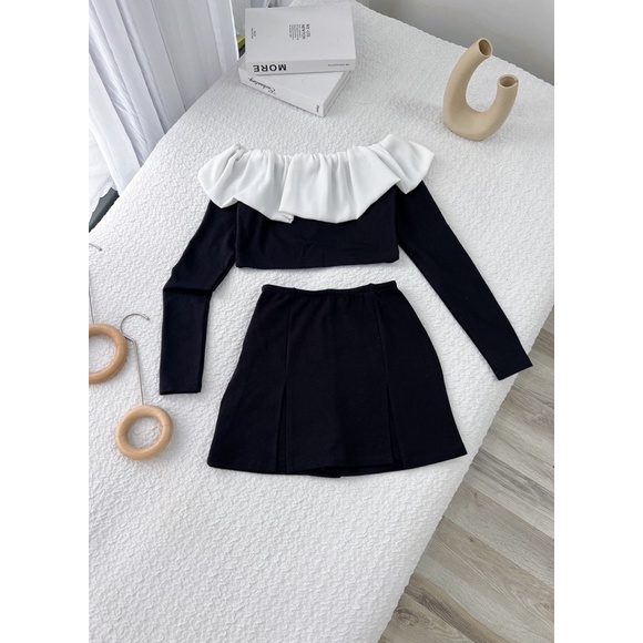 SET ÁO BẸT VAI BÈO NGỰC TAY DÀI + CHÂN VÁY XẺ