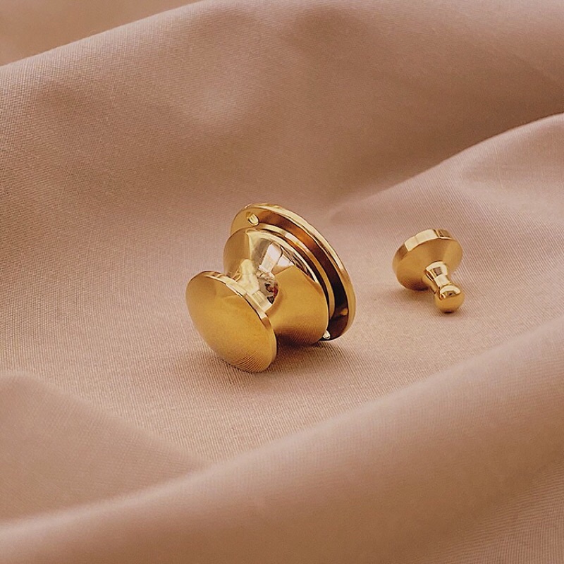 Nút khoá nấm túi xách UFO