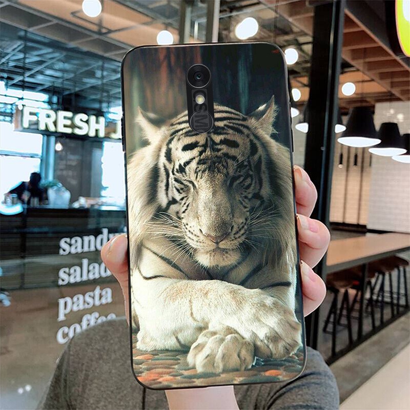 Ốp Lưng Silicon In Hình Thỏ Cony Dễ Thương Cho LG Q7 Q8 2017 2018 Q9 2018 LG Q7 Plus