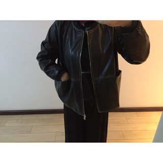 Áo khoác da chỉ trắng Ulzzang