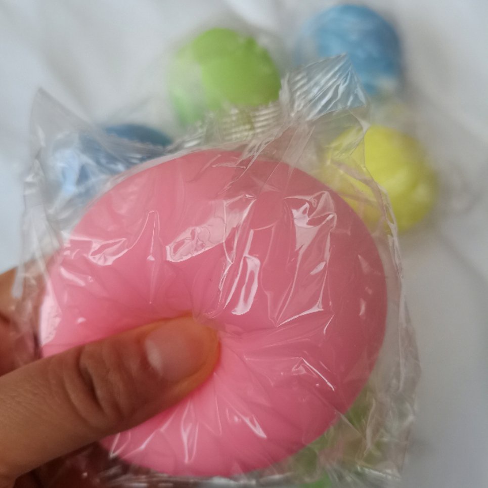 1pc Luminous Stress Relief Balls Tear-resistant For Kid And Adult Color Random