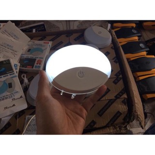 Đèn led cảm ứng dán trần ô tô 2 chế độ