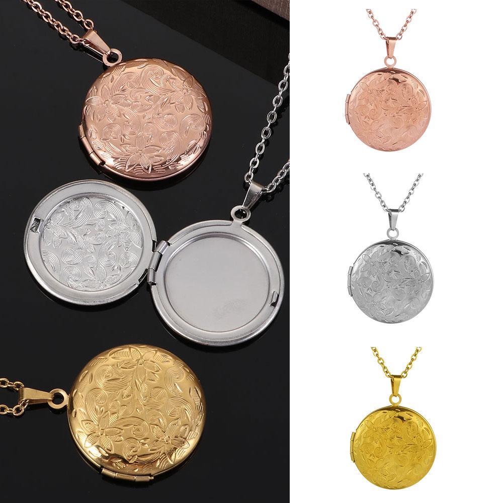 Vòng cổ Ba Chiều Khắc Chữ ME Thời Trang