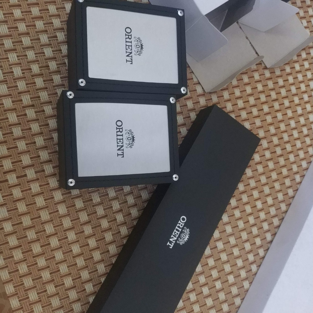 Hộp Đồng Hồ Mới Các Hãng Cực Đẹp không mốc, không bụi