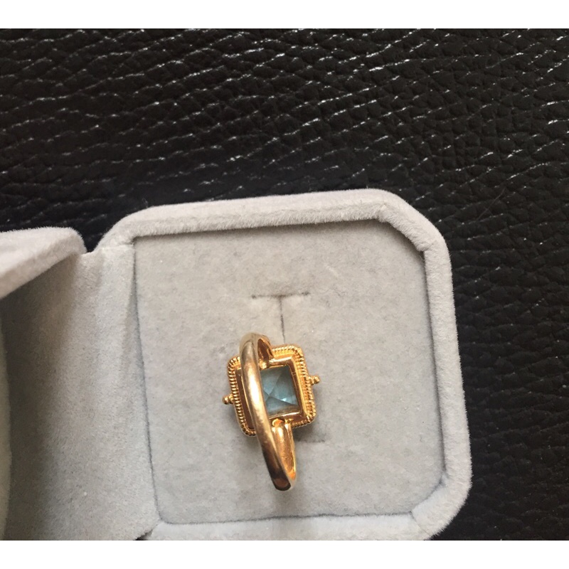 Nhẫn bạc hiệu topaz si nhật ni 18