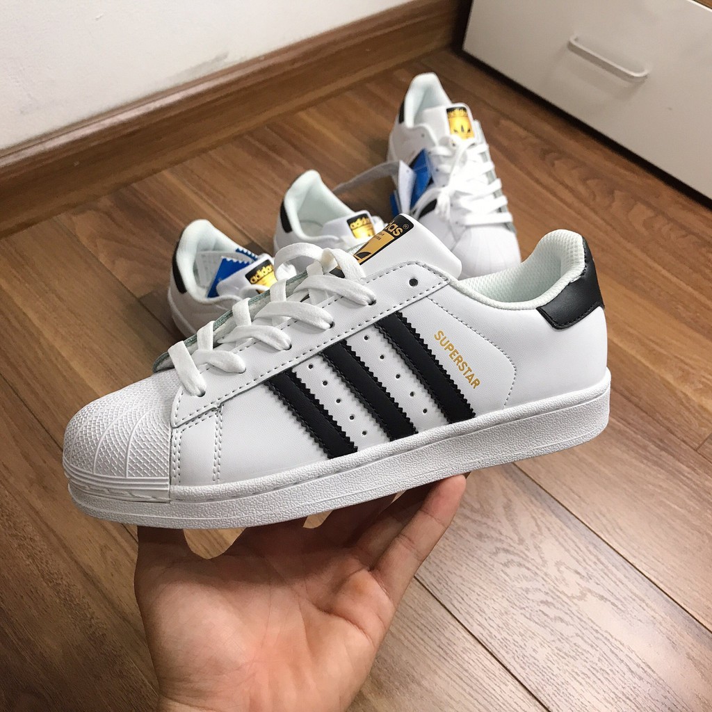 [Adidas giày]Giày Superstar da miếng kiểu dáng classic lên chân cực đẹp fullbox mới về tại shop. ?