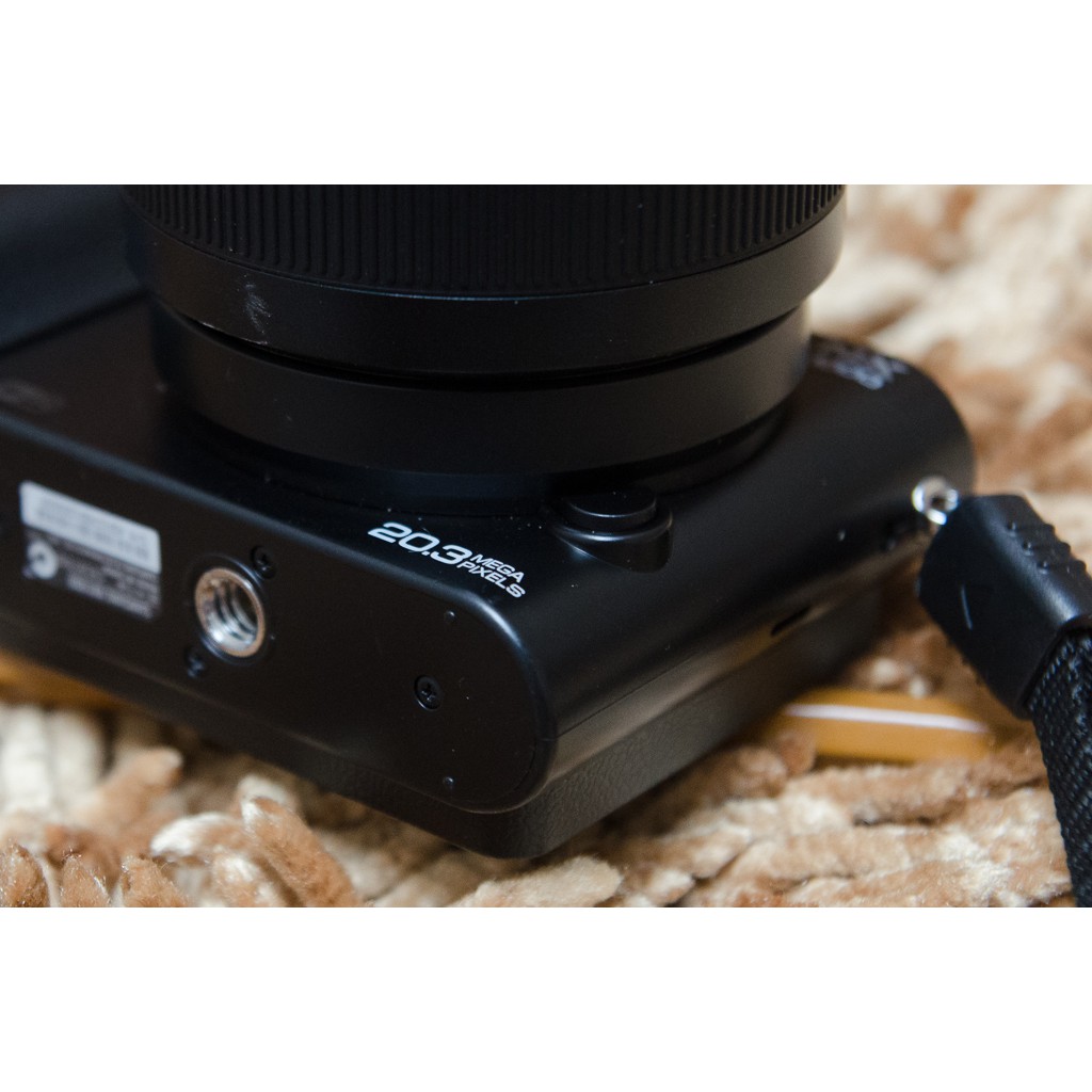 Máy ảnh Samsung NX1000 + lens 20-50mm - 20.3megapixel - Quay FullHD - Wifi - Mới 98%