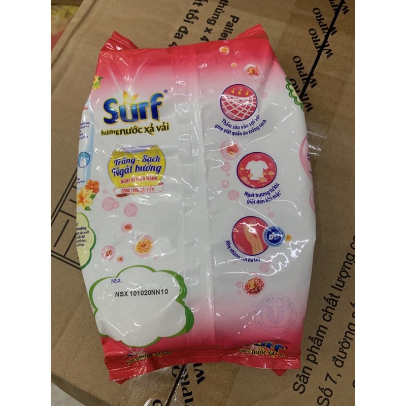 Bột Giặt Surf Hương Nước Xả Vải 400g
