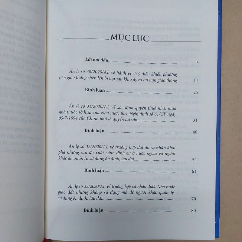 Sách - Án lệ và Bình luận Quyển 3