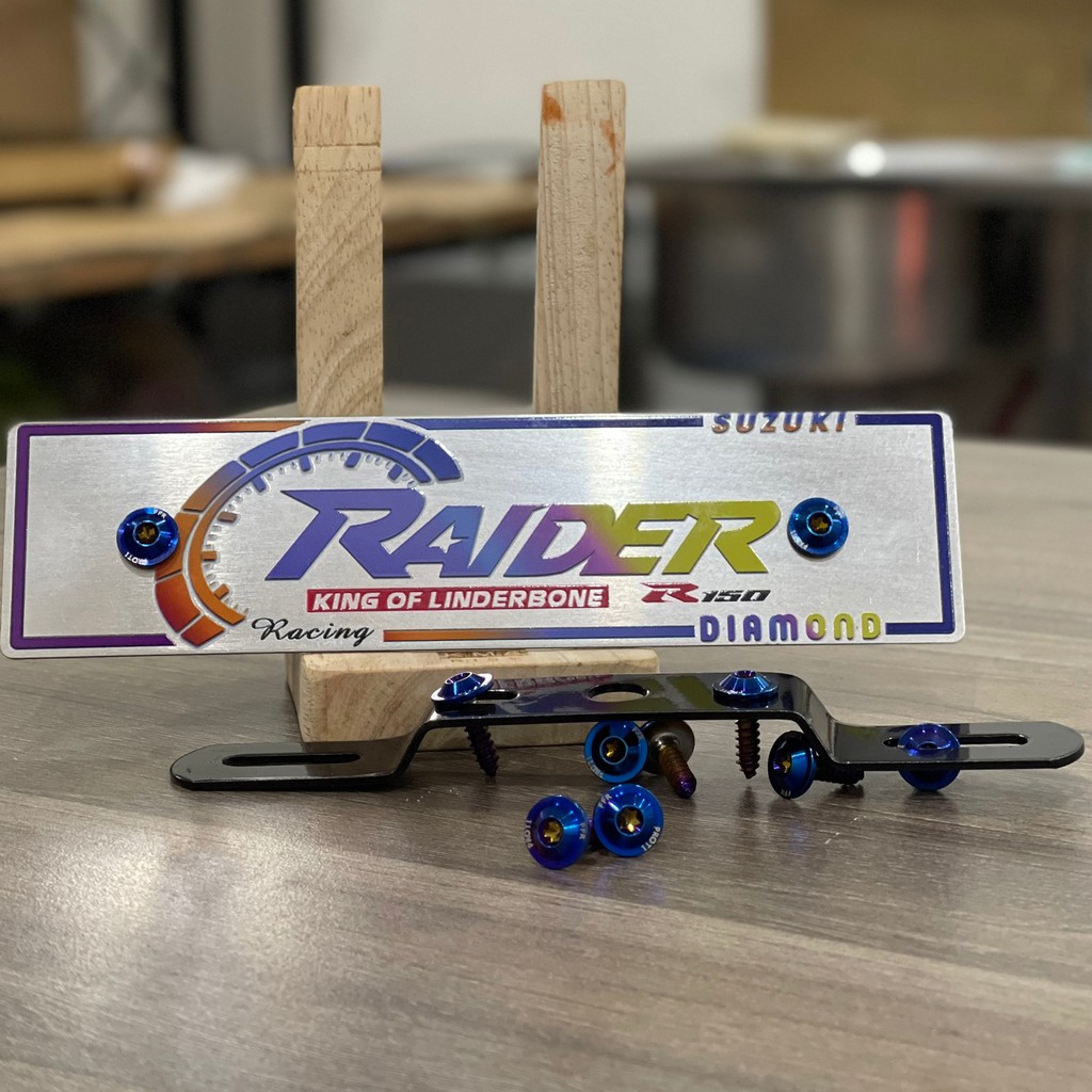 Bảng tên xe máy Raider - Yêu xe hơn yêu gái
