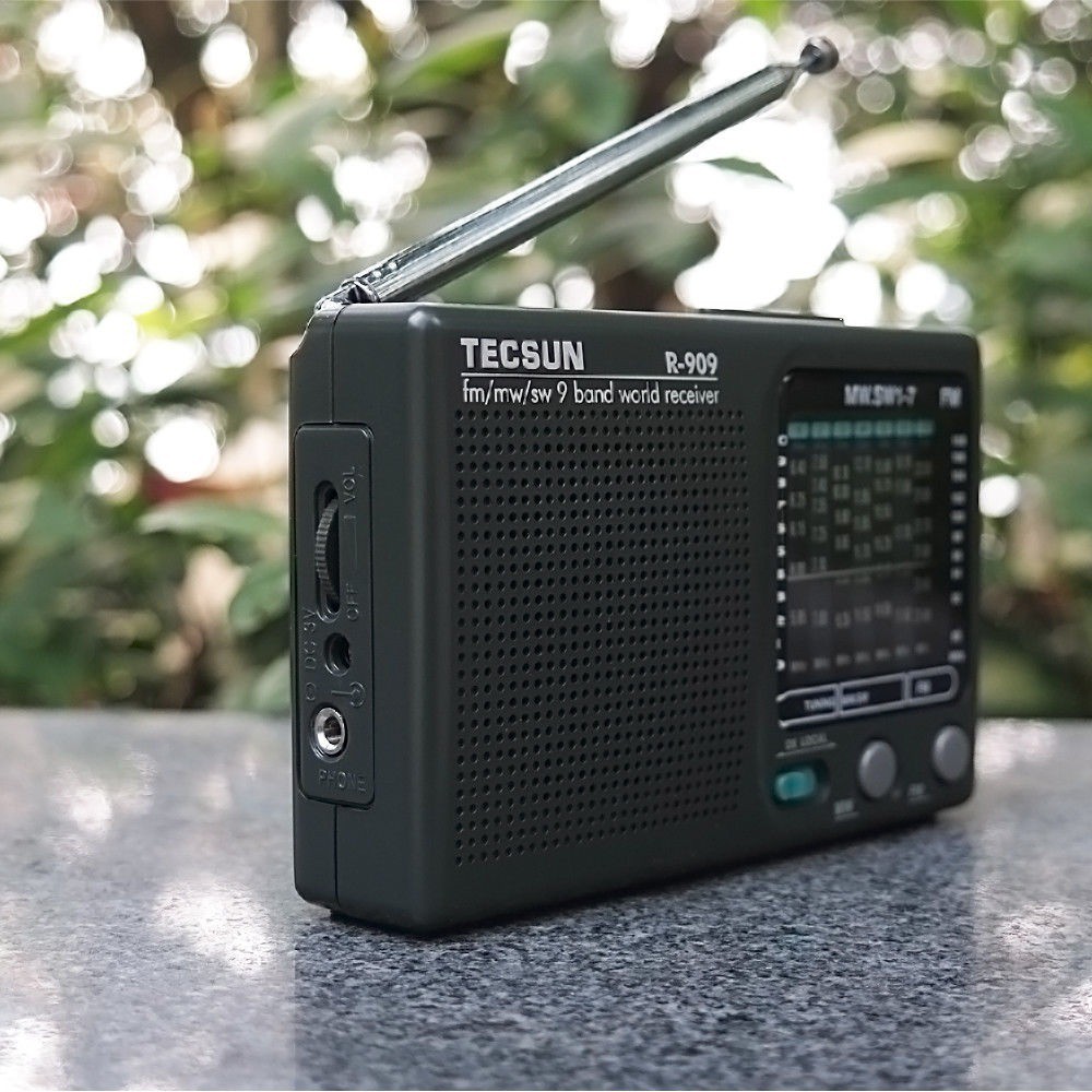 Radio Tecsun R-909