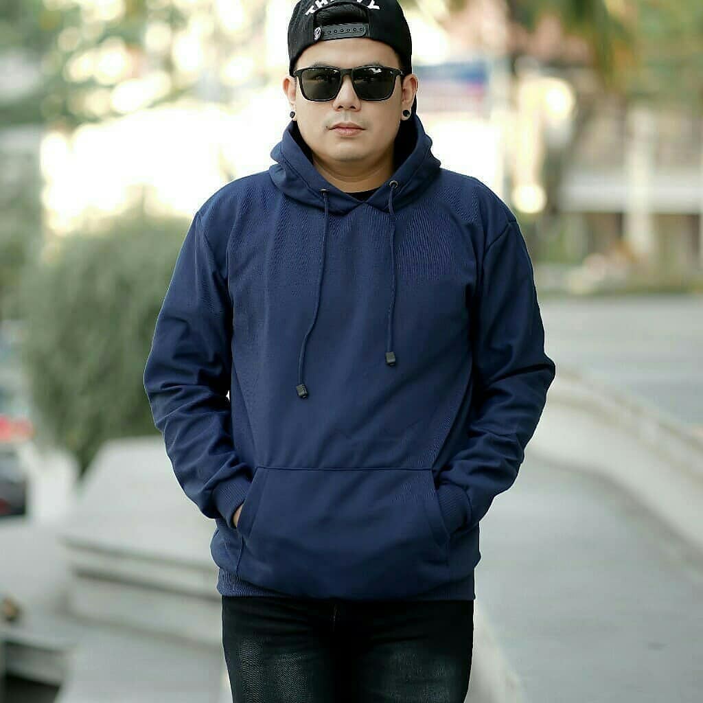 Áo khoác SIMPLE dày dặn màu trơn cho nam | Áo Sweater tự nhiên thời trang cho nam | BigBuy360 - bigbuy360.vn