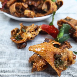 Cá đuối phủ sốt Thái 300gr