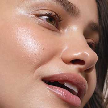 Kem lót bắt sáng Saie glowy super gel starglow mini 5ml.HSD 2026