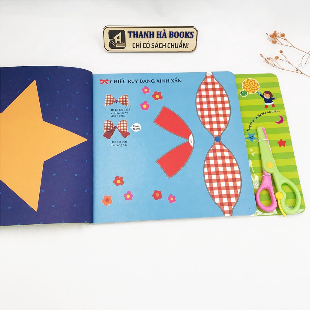 Sách - Đôi Bàn Tay Khéo Léo 3 (5+) Tặng kèm Chiếc kéo an toàn