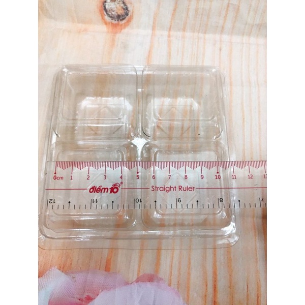 Lốc 100 Hộp Đựng Bánh 4 Ngăn H161