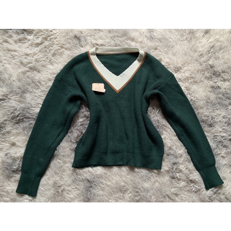 [Hàng 2hand kèm ảnh thật] Áo len dày dặn fom vừa nhiều mẫu | BigBuy360 - bigbuy360.vn