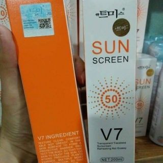 Kem chống nắng v7