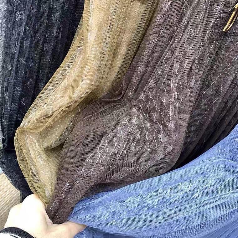 G34. 2275. CHÂN VÁY REN CÀI CHỮ D