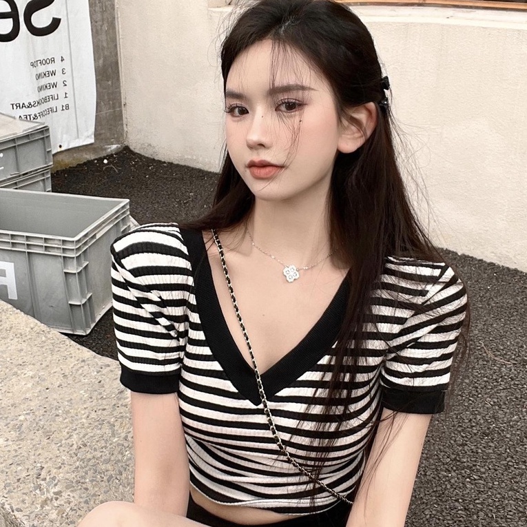 Áo Thun Dệt Kim Trễ Vai Họa Tiết Kẻ Sọc Phong Cách Quyến Rũ