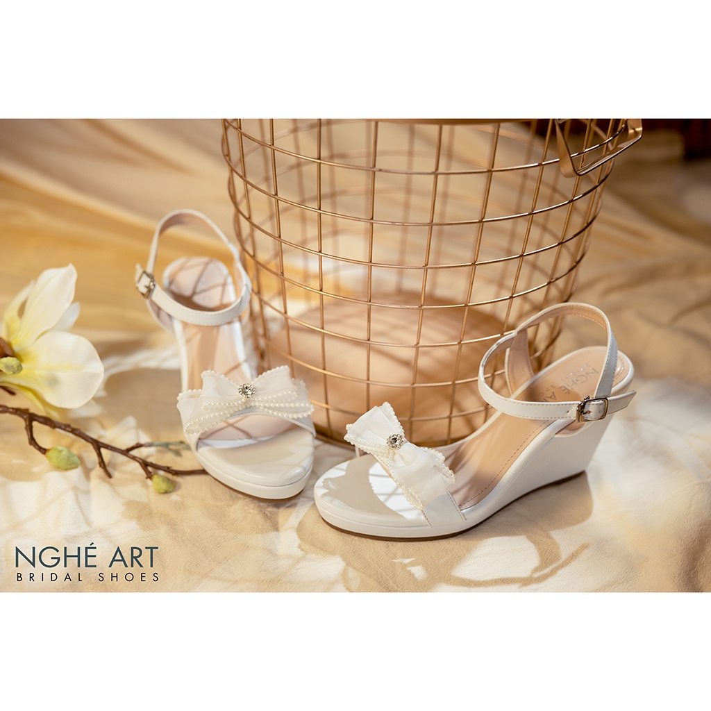 Giày cô dâu Nghé Art đế xuồng đính nơ 376