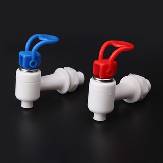 Bộ 2 Vòi Nước Bằng Nhựa Với Đường Ống Dẫn Nước