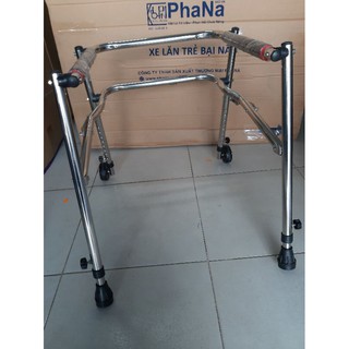 khung tập đi cho trẻ