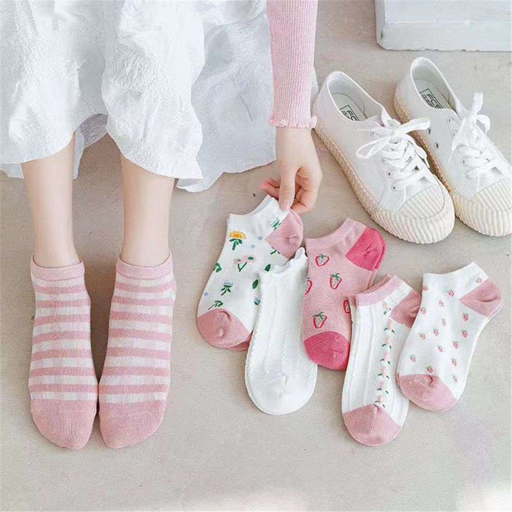 Vớ cổ thấp in hình dâu tây dễ thương ngọt ngào cho nữ