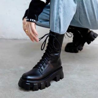 (Sẵn trắng 37) Boots ulzzang đế răng cưa 5.5cm