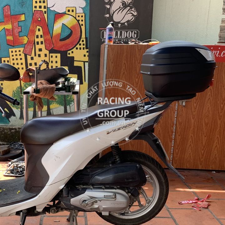 Thùng sau givi B27NT 27 lít tặng kèm đế hàng chính hãng cao cấp - bảo hành 2 năm