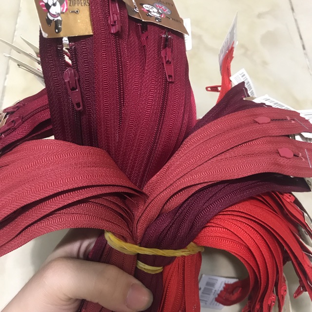 Dây kéo HKK 18cm may quần tây, bóp ví tông đỏ