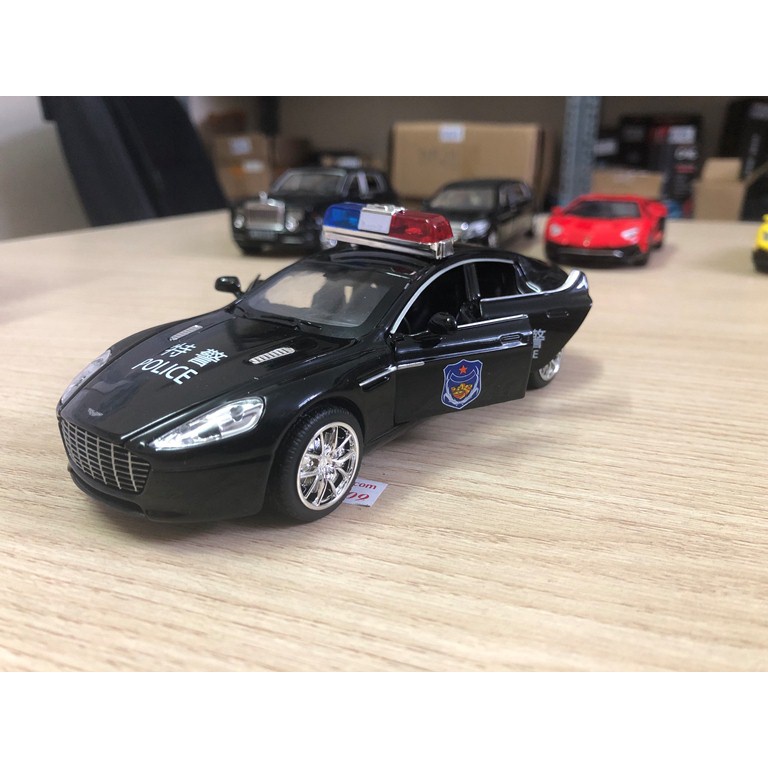 Xe cảnh sát mô hình Aston Martin tỉ lệ 1:32 bằng hợp kim