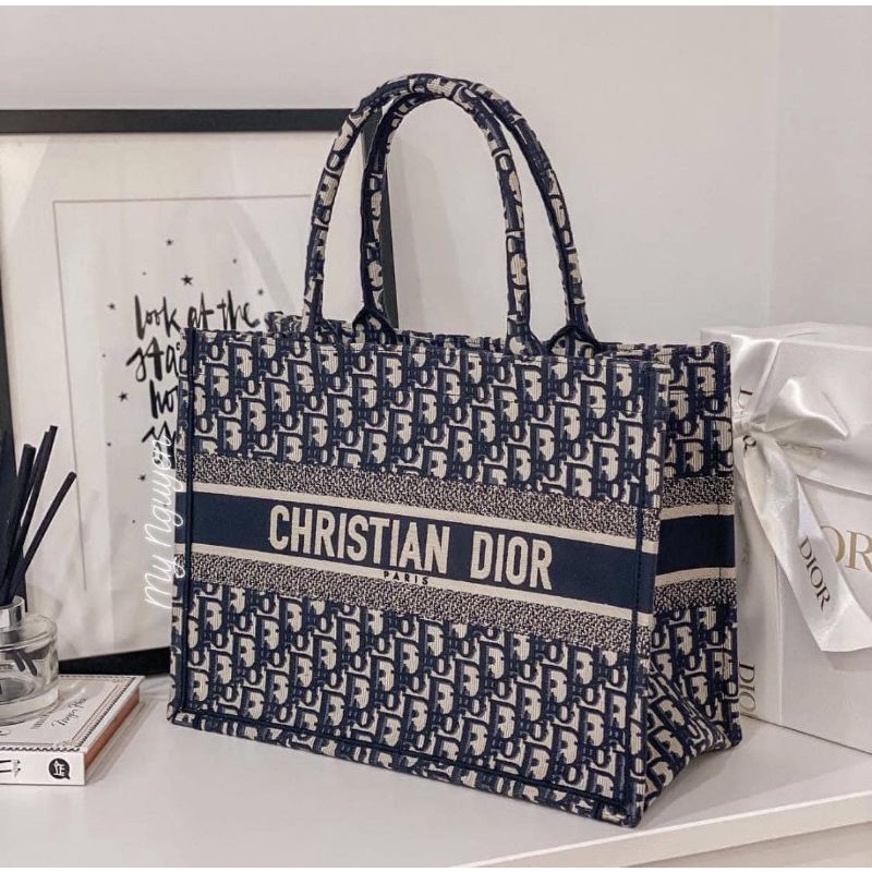 Túi xách nữ D.I Tote vải thổ cẩm CD truyền thống 2 size cực đẹp fullbox &amp;charm sao