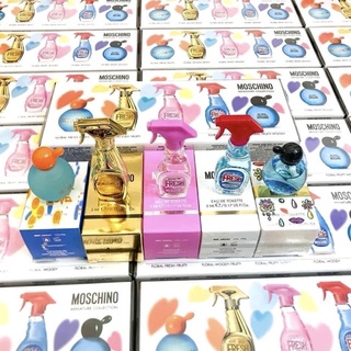 Set Nước Hoa Mini Moschino Ⓡ - 𝗕𝗮𝗰𝗰𝗮𝗿𝗮𝘁.𝗦𝘁𝗼𝗿𝗲.𝗦𝗴𝗻𝟭