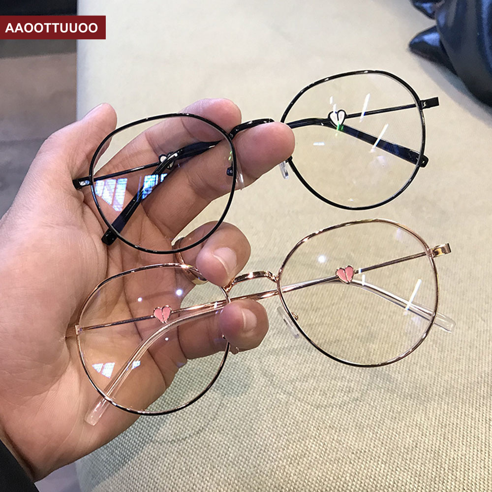 Mắt Kính Gọng Hình Trái Tim Dễ Thương