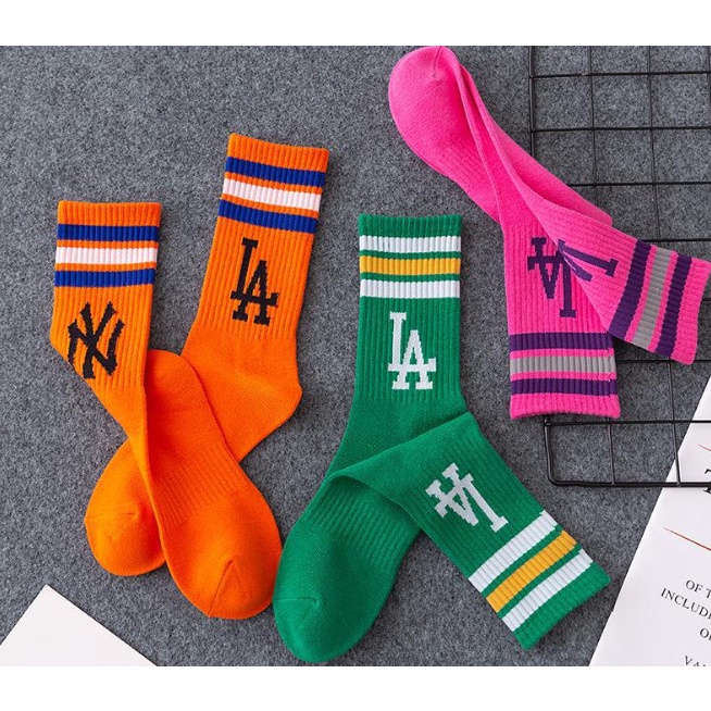Vớ Tất LA cổ cao Nam Nữ đủ màu phong cách thể thao, đường phố, năng động.