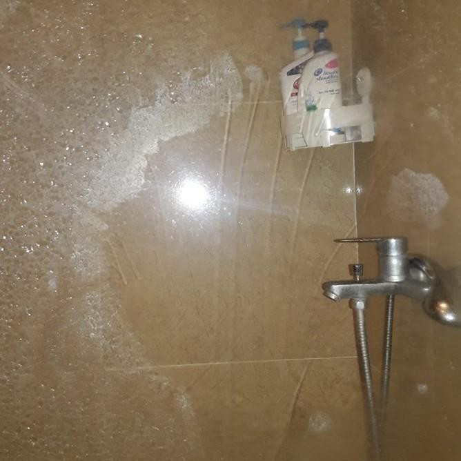 [Chinh hang] Bột tẩy rửa vách kính BKF - Tẩy cặn canxi vách tắm đứng - Vách kính chung cư - Ố vách kính