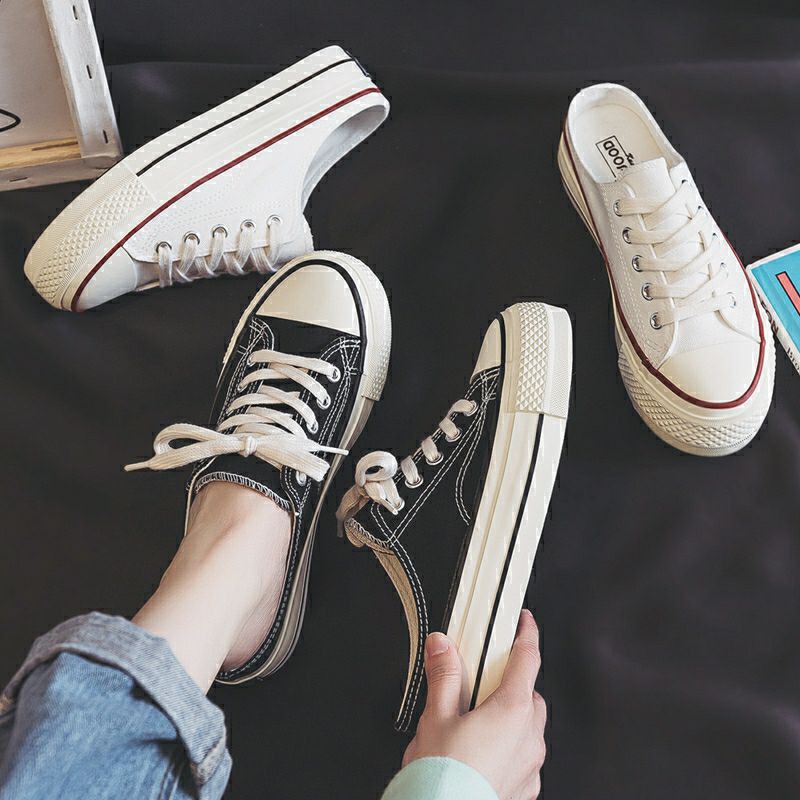 Giày sục đế thấp