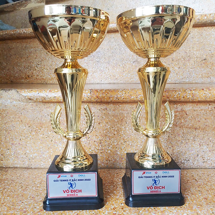 [Free thiết kế - in ấn logo] Cúp thể thao kim loại 2830 dùng trao giải + vinh danh + quà tặng thể thao giá tốt