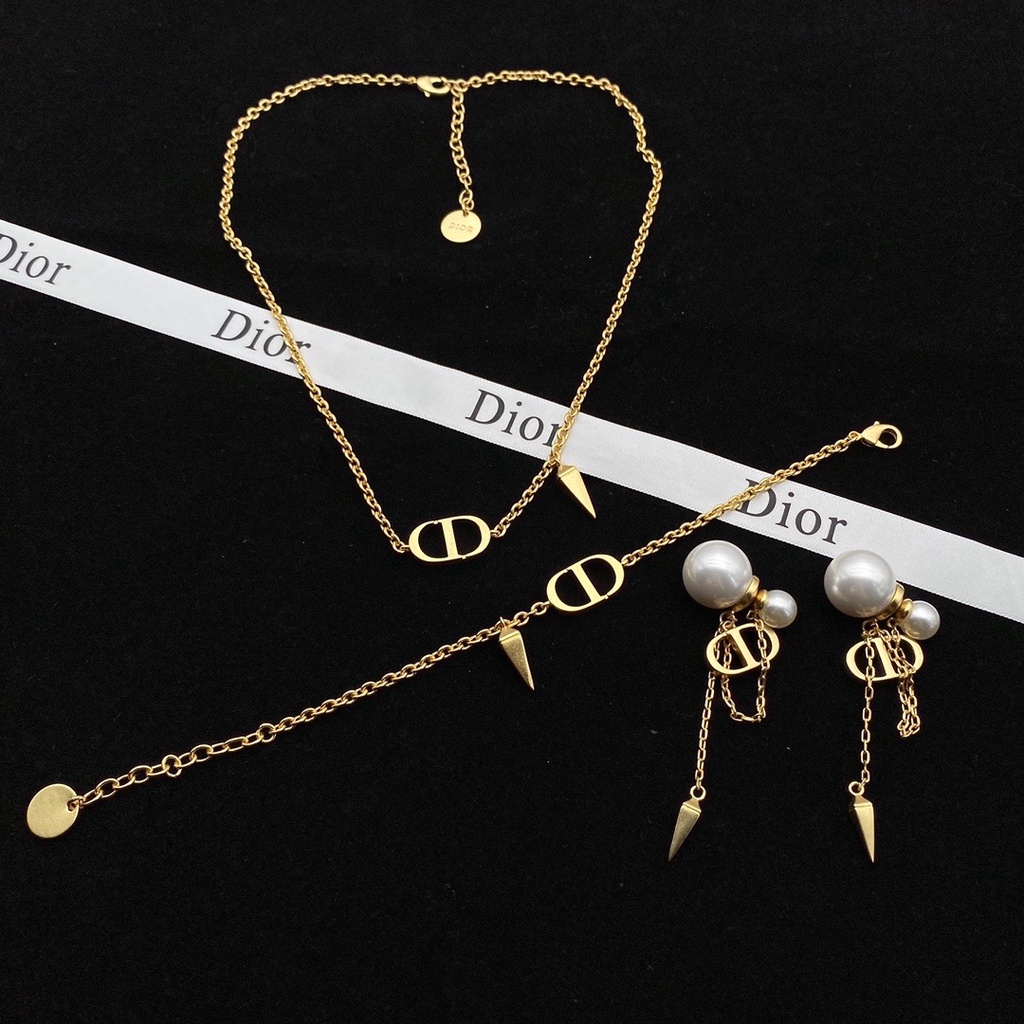 Vòng cổ/Vòng Tay In Chữ Dior Thời Trang Dễ Thương Xu Hướng Thời Trang Chất Lượng Cao