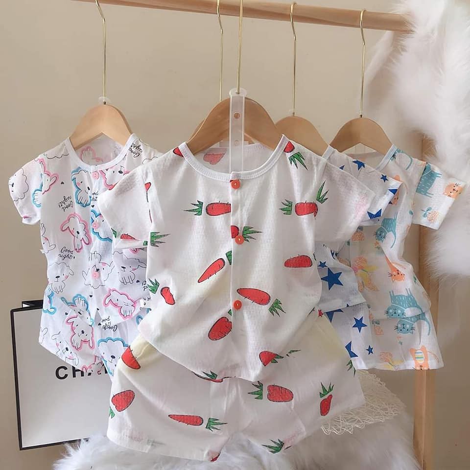 Bộ cộc cotton thông hơi cài cúc giữa vải mềm mát cho bé