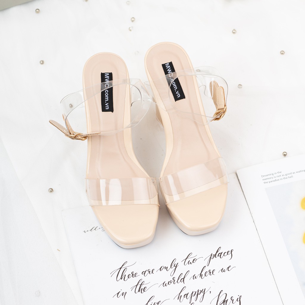 GIÀY CAO GÓT SANDAL MWC- CAO GÓT ĐẾ ĐÚP GÓT VUÔNG 12CM-CAO GÓT QUAI TRONG MICA-THIẾT KẾ TÔN DÁNG CỰC SANG NUCG-3879