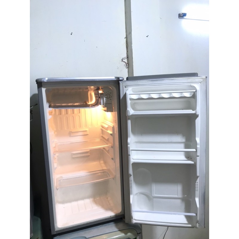 Tủ lạnh mini 90 lít sanyo