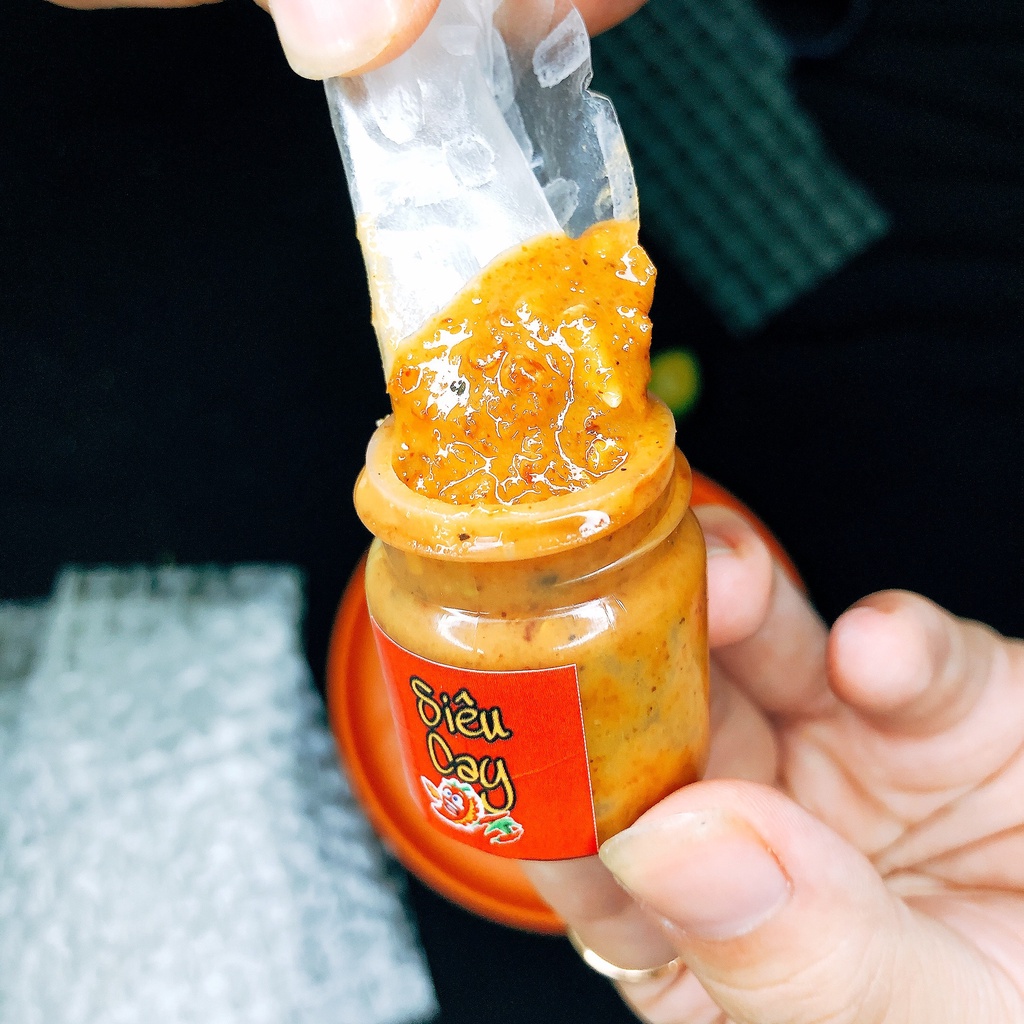 Bánh tráng chấm sốt tắc thần thánh chua cay độc quyền Snack Cô Tấm