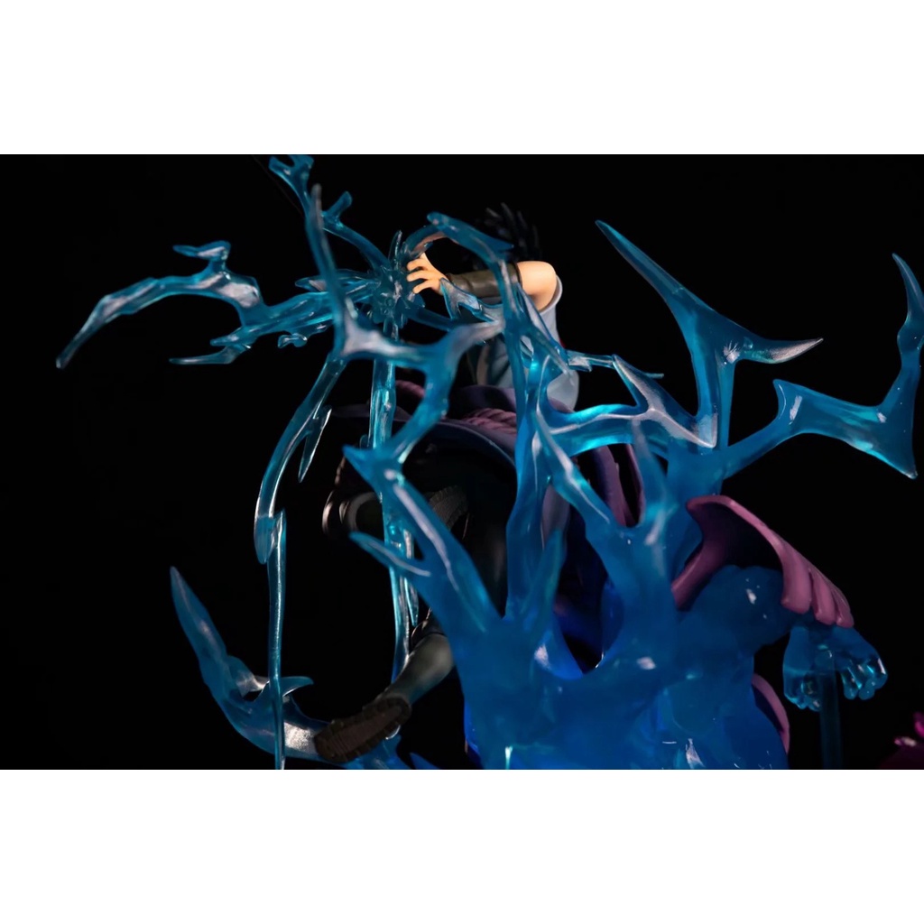 Mô hình Sasuke kết hợp Susanoo trong Naruto