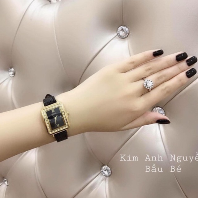 Đồng nữ dây da Guess Chipu cực kỳ sang chảnh xinh xắn