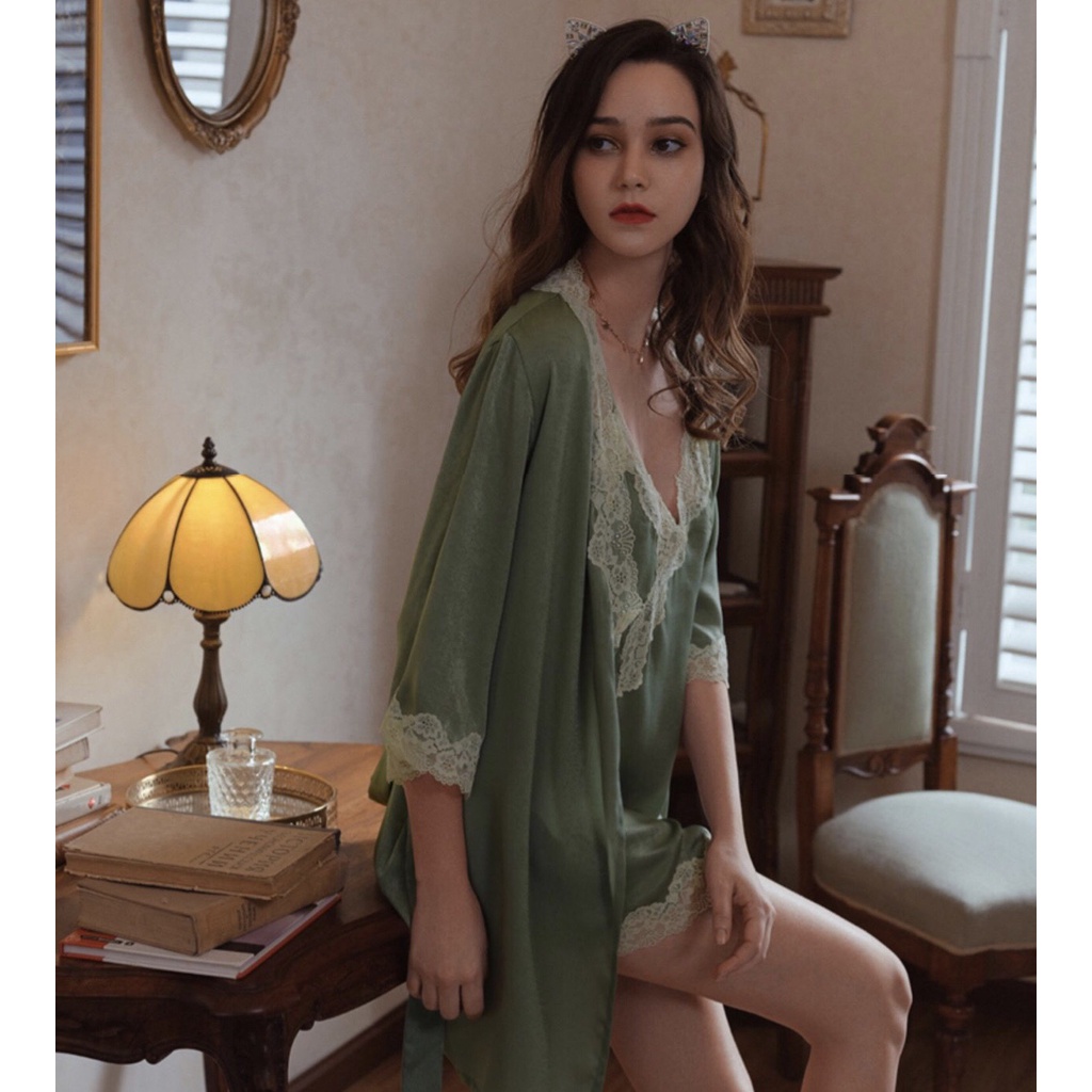 Set váy ngủ lụa xước Tô Châu cao cấp, kèm áo choàng và quần lọt khe siêu hot - Queen.Sexy - VN48