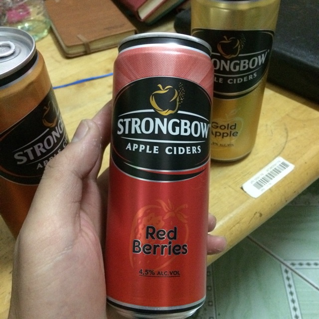 4 Lon StrongBow Cider RedBerry 330ml