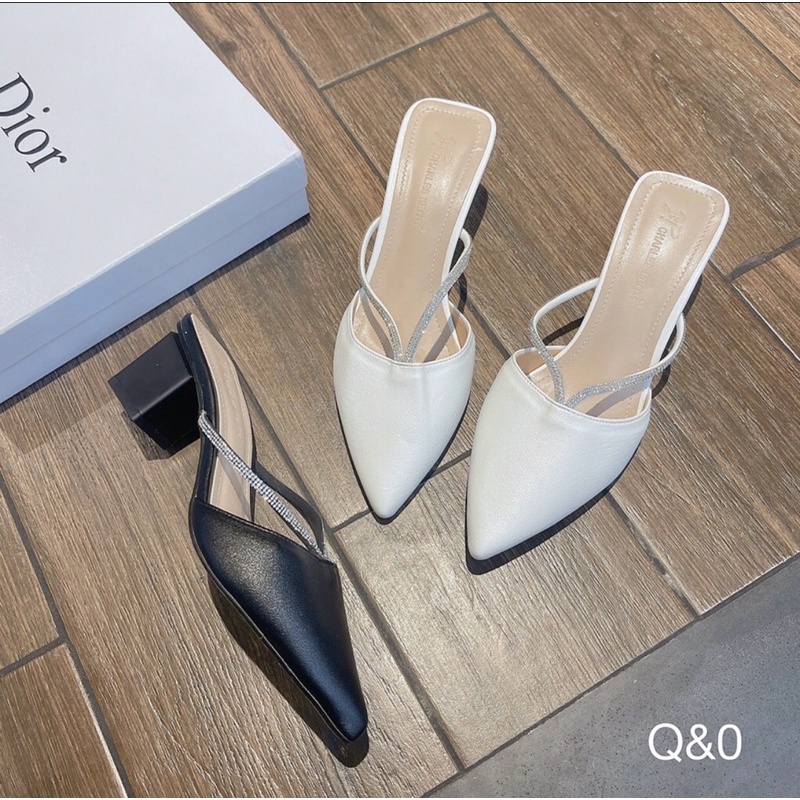 Sục nữ sục cao gót mũi nhọn gót vuông 5cm 2 màu đen kem quai đính đá sành điệu thời trang mã M08